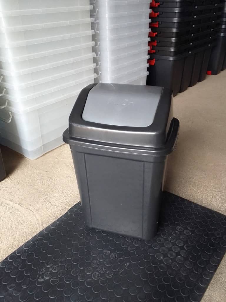 25L flip-top Bin